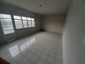 imagem 1 - Casa com 2 Dormitórios e 2 Banheiros Travessa da Av. Marechal Tito imagem 1 - Casa com 2 Dormitórios e 2 Banheiros Travessa da Av. Marechal Tito