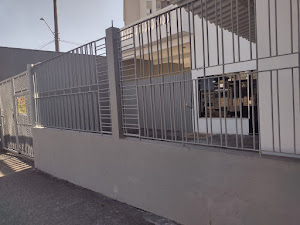 imagem 3 - Prédio Comercial com 163 m² e 6 Vagas em Arujá Região de Grande Fluxo imagem 3 - Prédio Comercial com 163 m² e 6 Vagas em Arujá Região de Grande Fluxo