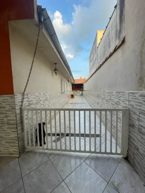 imagem 2 - Ótima Casa Térrea à Venda em Suzano 2 Dorms, Amplo Quintal e 3 Vagas! imagem 2 - Ótima Casa Térrea à Venda em Suzano 2 Dorms, Amplo Quintal e 3 Vagas!