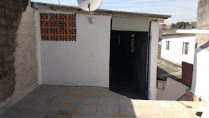 imagem 3 - Casa com 2 Dormitórios, Quintal e 2 Vagas à Venda no Jardim Bartira 164 m² imagem 3 - Casa com 2 Dormitórios, Quintal e 2 Vagas à Venda no Jardim Bartira 164 m²